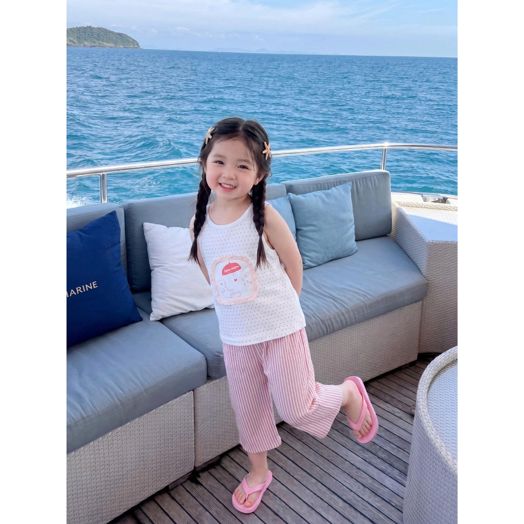 Set bộ sát nách bé gái Miniumbaby viền hình mèo mix quần suông lửng, chất áo cotton mềm mát SB2762