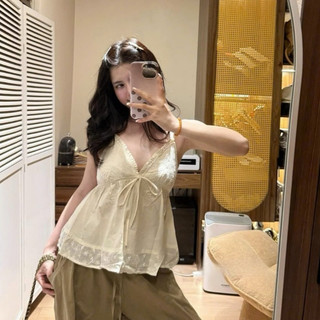 Áo hai dây cổ V dáng xòe đính nơ xinh xắn LAVIAN A156