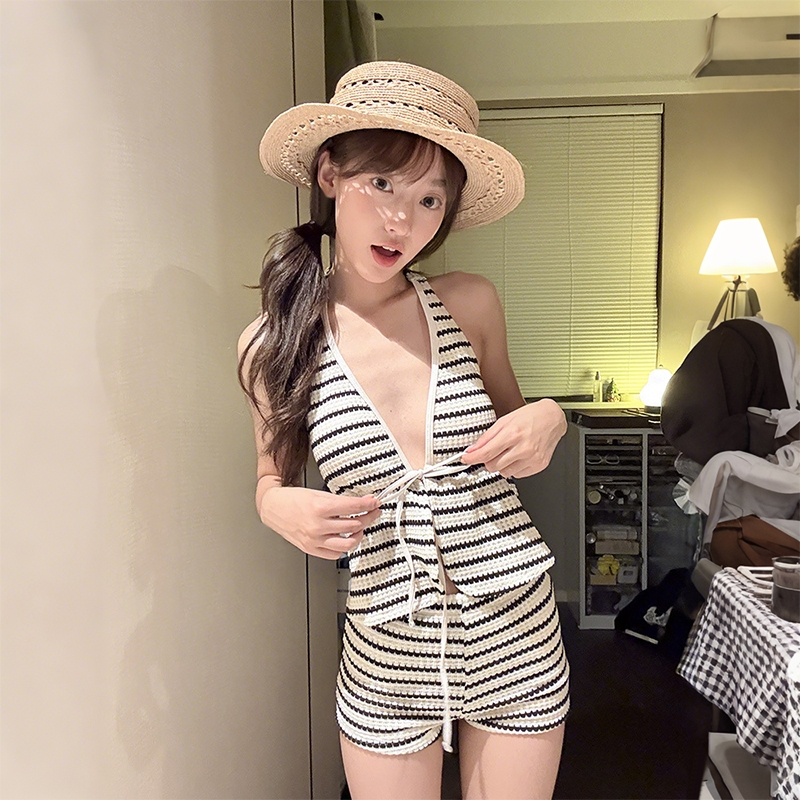 【dynamar】Bộ bikini in họa tiết sọc gợi cảm có đệm ngực, thiết kế viền bèo theo phong cách Y2K