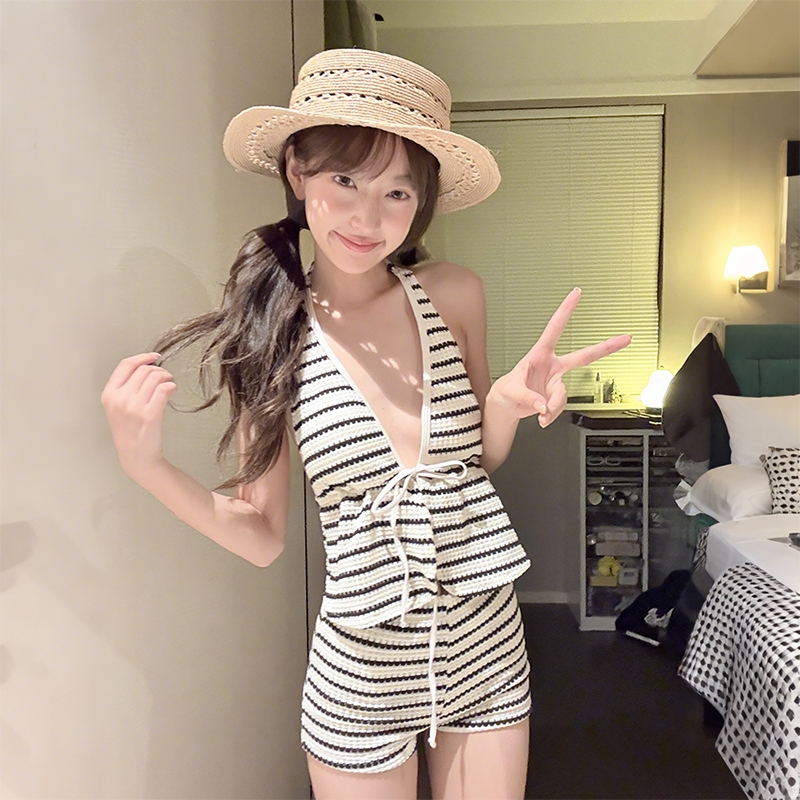 【dynamar】Bộ bikini in họa tiết sọc gợi cảm có đệm ngực, thiết kế viền bèo theo phong cách Y2K