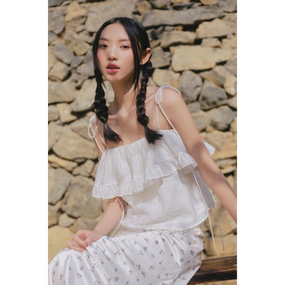 Áo 2 dây OLV White Muslin Cami Ruffled Top phù hợp đi chơi đi biển