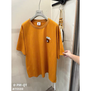 Áo phông cam thêu gấu