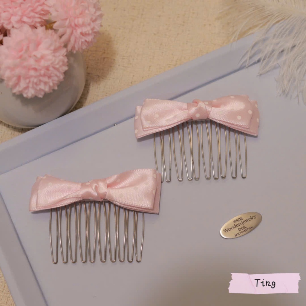 Lược Cài Tóc Kim Loại Đính Nơ Satin Chấm Bi - Xước Tóc Mái Màu Pastel Ngọt Ngào Phong Cách Tiểu Thư Hàn Quốc