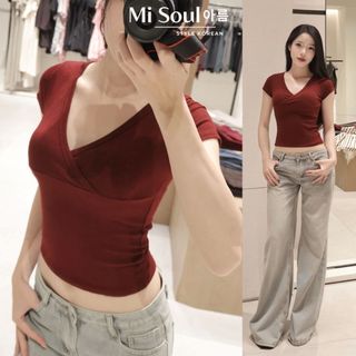 Áo Thun Cotton Cổ V Basic, Áo Nhún Ngực Co Giãn Ôm Dáng Nữ Tính Mùa Hè Thoáng Mát MiSoul 582