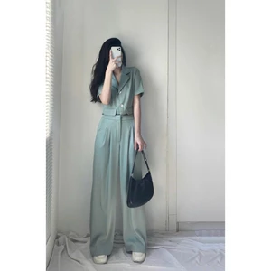 Set blazer dáng lửng mix quần culottes chất trượt hàn công sở A1040