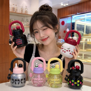 Bình Nước Mini 800ml - 1300ml Có Ống Hút Quai Xách Dễ Thương Họa Tiết Nơ Cherry Chấm Bi