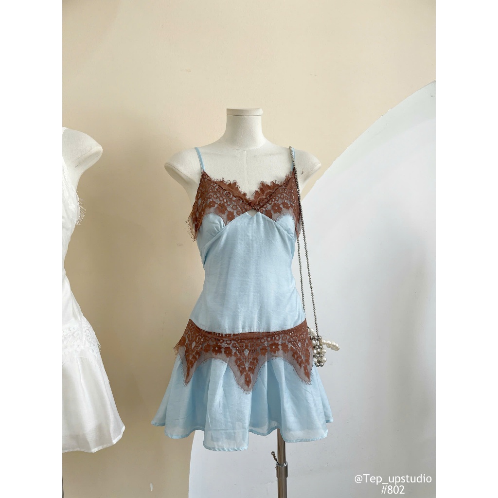 Opal Dress (TSW) Váy 2 dây voan phối ren hoạ tiết 802 Nữ the.sweaterweather