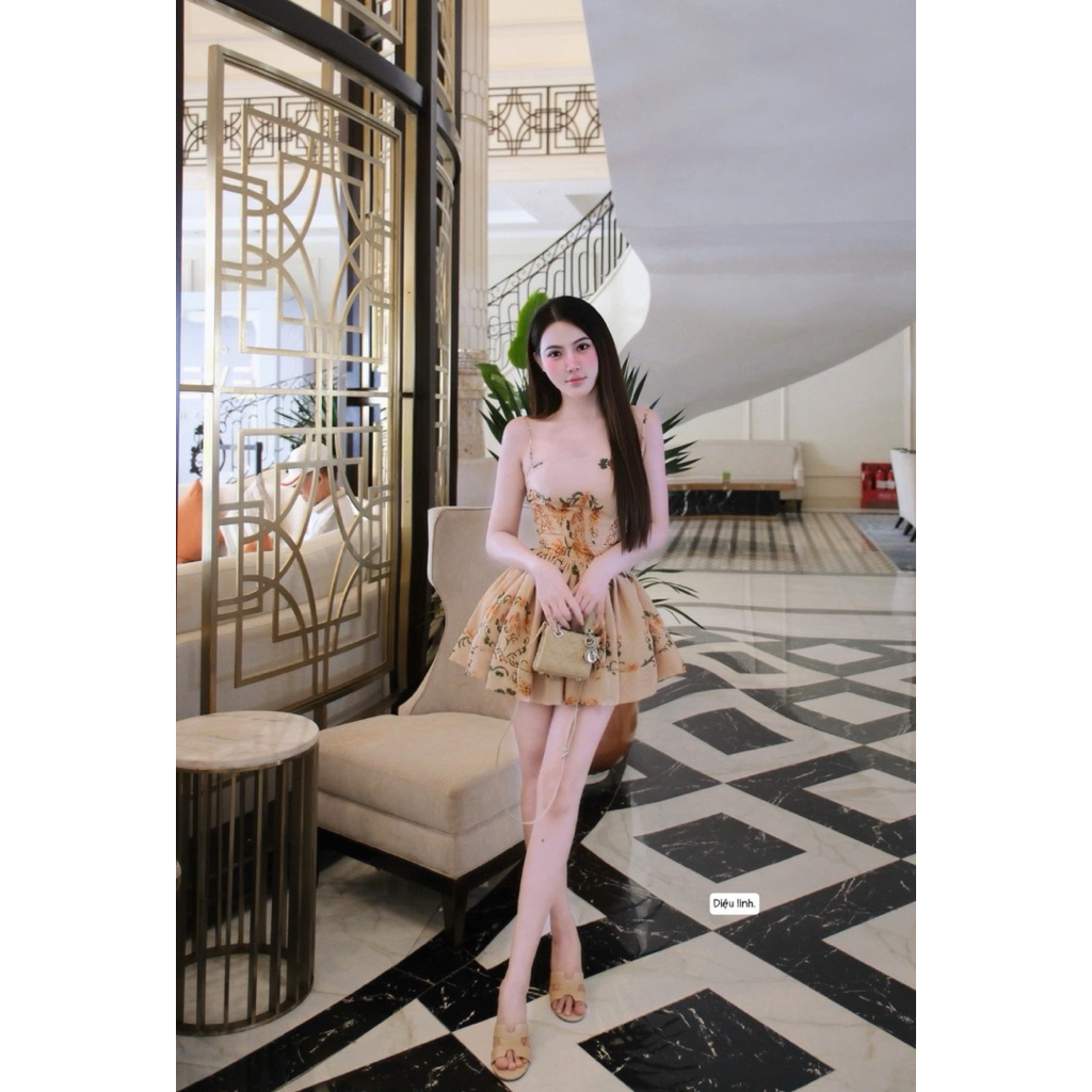 Đầm 2 dây hoa hoạ tiết sang xinh S,m