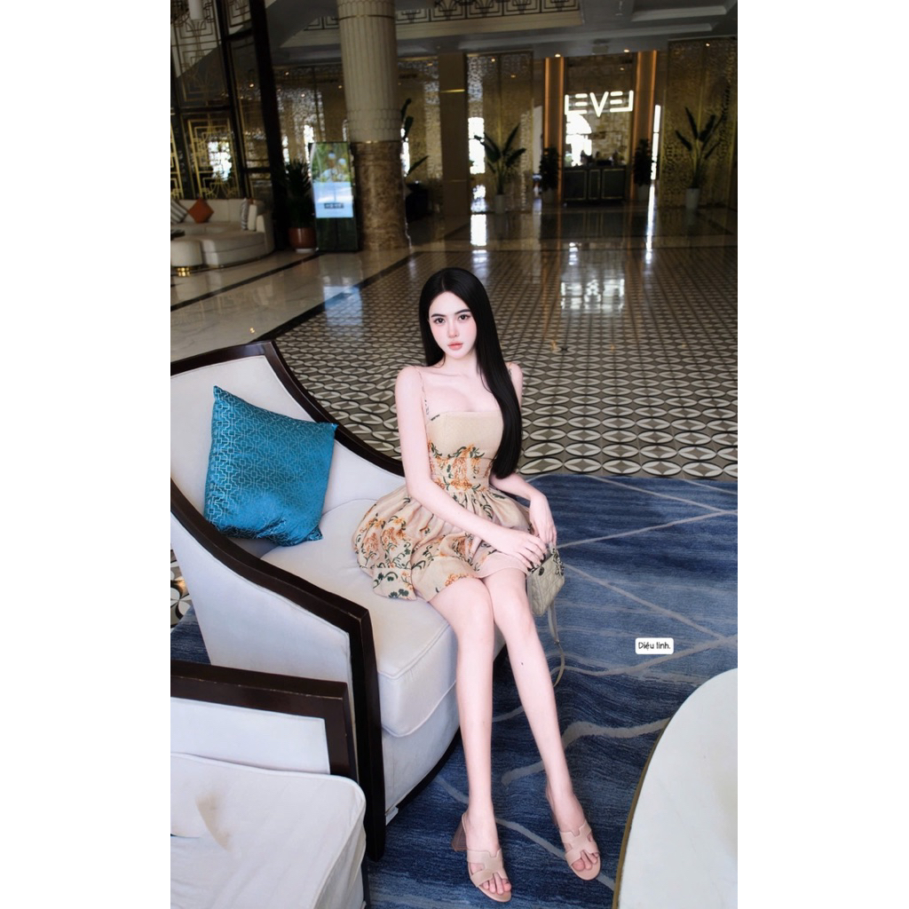 Đầm 2 dây hoa hoạ tiết sang xinh S,m