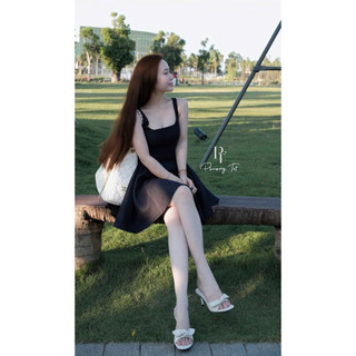 Váy Đầm Bò Cổ Vuông Chiết Eo Xoè Bồng Dáng Ngắn PT
