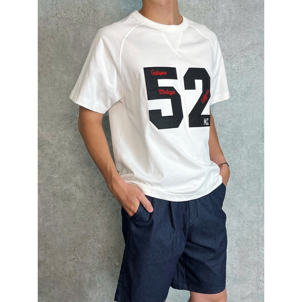 [SALE XẢ KHO] Áo Thun Nam Cotton Form Oversize Họa Tiết Thêu Nổi Phong Cách Hàn Quốc Fifty-Two Tee MODMEN