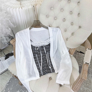 Set Áo Hai Dây Caro Phối Ren Kèm Áo Khoác Cardigan Len Mỏng Nữ Dịu Dàng Vintage Hot Trend 2026