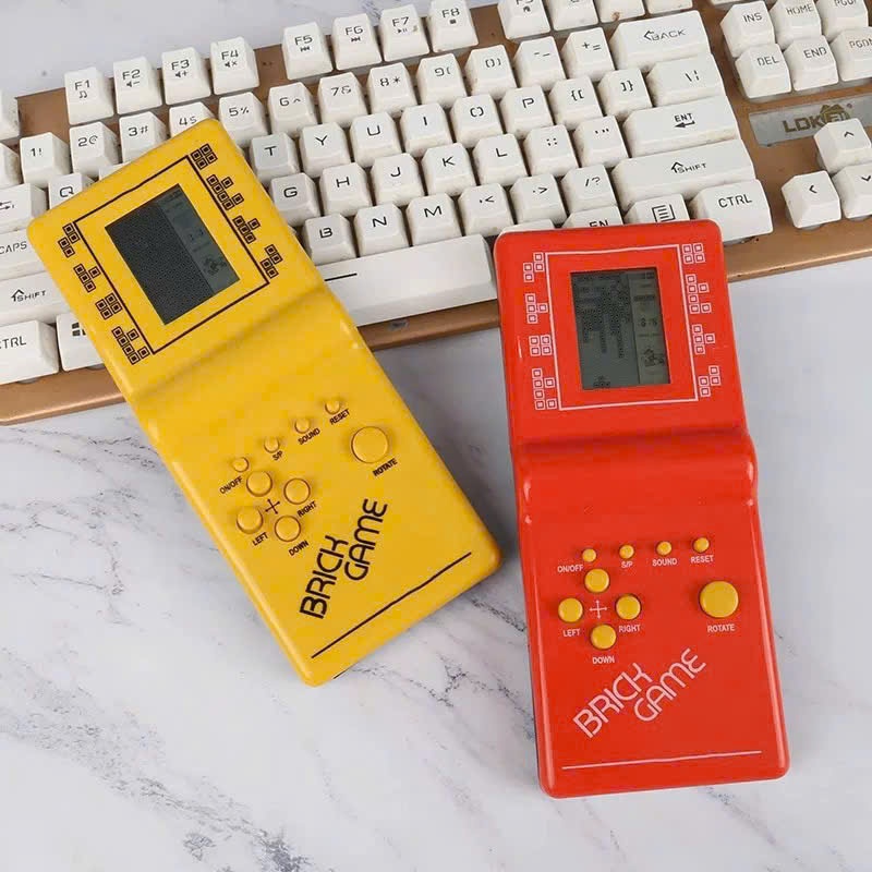 Máy Chơi Game Cầm Tay Mini BRICK GAME 9999 Trò Chơi Điện Tử 4 Màu Retro Tuổi Thơ Có Màn Hình LCD