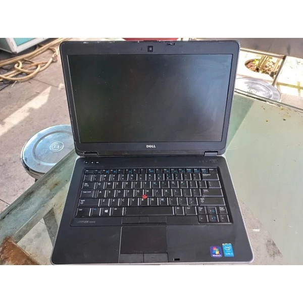 [HCM] Laptop cũ Dell latitude E6440 Core I5-4300M/ Ram 8GB/ SSD 128GB/ VGA AMD Radeon HD 8690M/ LCD 14.0' inch HD