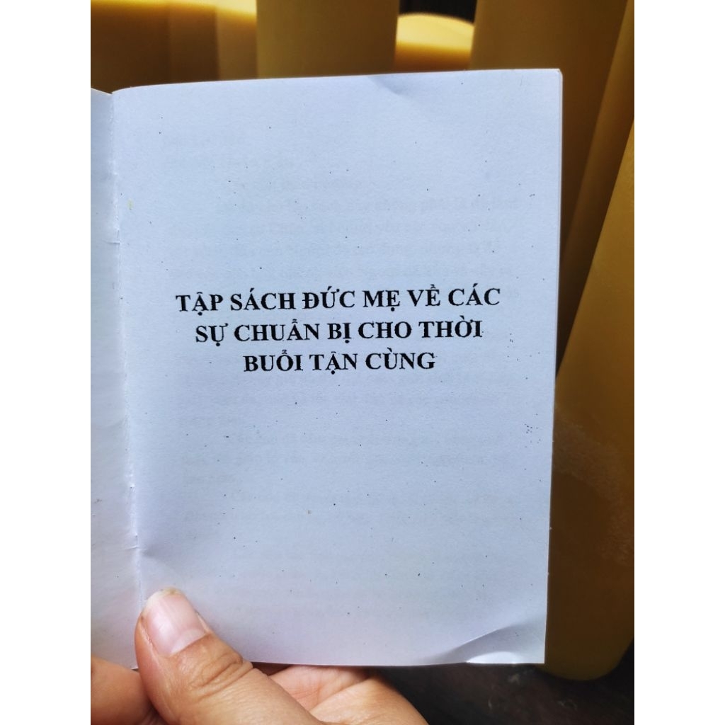 MẠC KHẢI SÀI GÒN (shop muốn tặng kèm theo đơn nến sáp là 1k, nhưng vì mn đặt đơn sách ko nên shop điều chỉnh thành 5k ạ)
