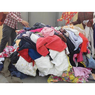 váy , áo 10k /2 cái bốc ngẫu nhiên