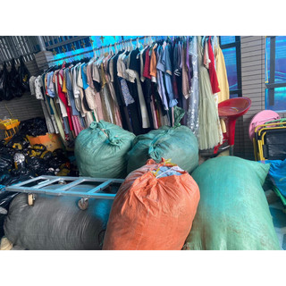 váy , áo 10k /2 cái bốc ngẫu nhiên