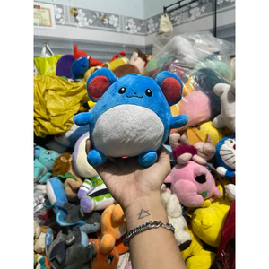 Gấu 2hand thú bông Pokemon Marill, có thiết kế thân hình tròn màu xanh lam với bụng màu trắng
