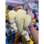 Gấu 2hand thú bông Pokemon Lapras, nổi bật với biểu cảm nhắm mắt thư giãn.