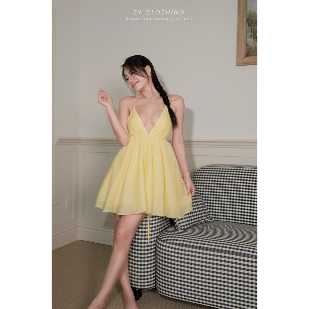 Đầm dây tơ tằm vàng chanh xẻ ngực đi biển - Hàng Thiết Kế - TY CLOTHING
