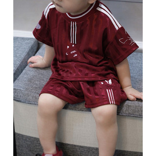 Bộ bé ai A di đát