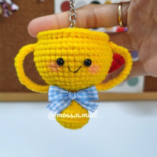 MÓC KHOÁ LEN handmade Cúp vàng vinh danh