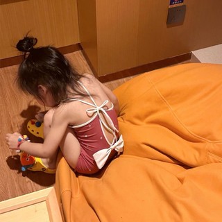 Đồ bơi bé gái, bộ bơi liền thân bé gái (10-30kg) họa tiết ngôi sao phối nơ lưng xinh xắn XUKA BABY - M4