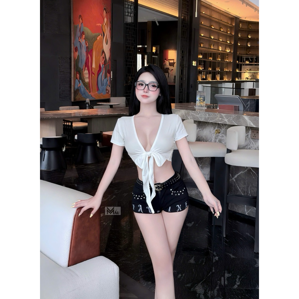 Áo cộc tay buộc nơ ngực mix đồ xinh xỉu