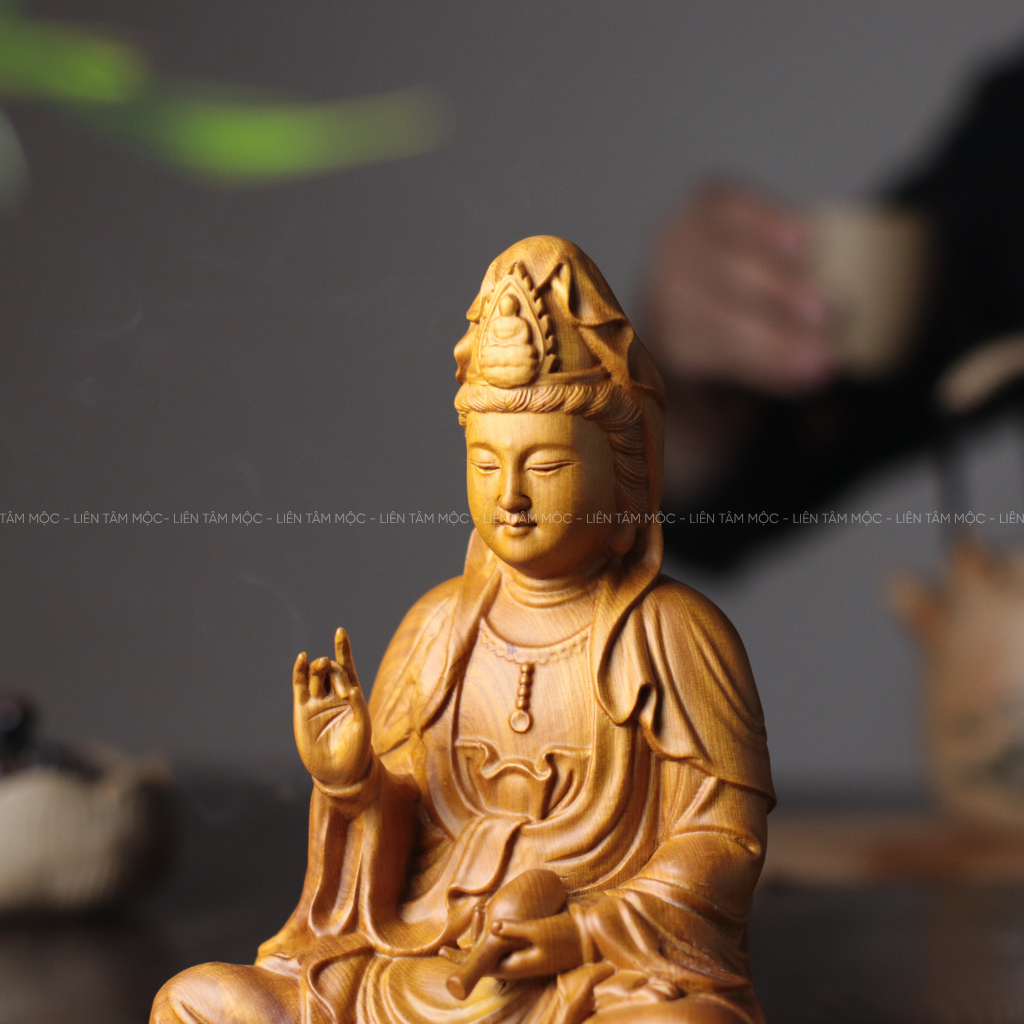 Tượng Quan Âm Bồ Tát Gỗ Bách Thơm Tự Nhiên Cao 12/20cm, Thủ Công Mỹ Nghệ Cao Cấp, Tượng Phật Để Bàn Thờ Cúng Tại Gia