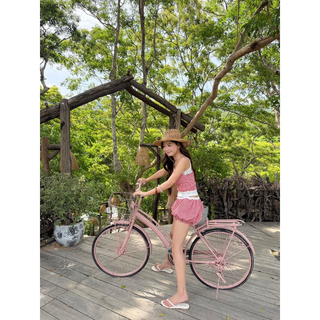 SECODEE Set Bộ Áo Hai Dây Phối Ren Và Quần Short Bí Cotton RIKLIN Set Đồ Nữ Phối Áo Ren FSBA2605117