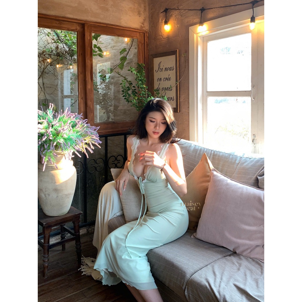 [MAISEY 2818] Đầm body hở lưng phối ren cổ V, Váy tôn dáng sang chảnh đi tiệc hẹn hò (có mút ngực)