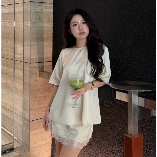 MIU.STUDIO • “Alee Set” Set đồ nữ tiểu thư sang chảnh, Áo lụa basic from rộng phối chân váy ngắn viền ren cao cấp