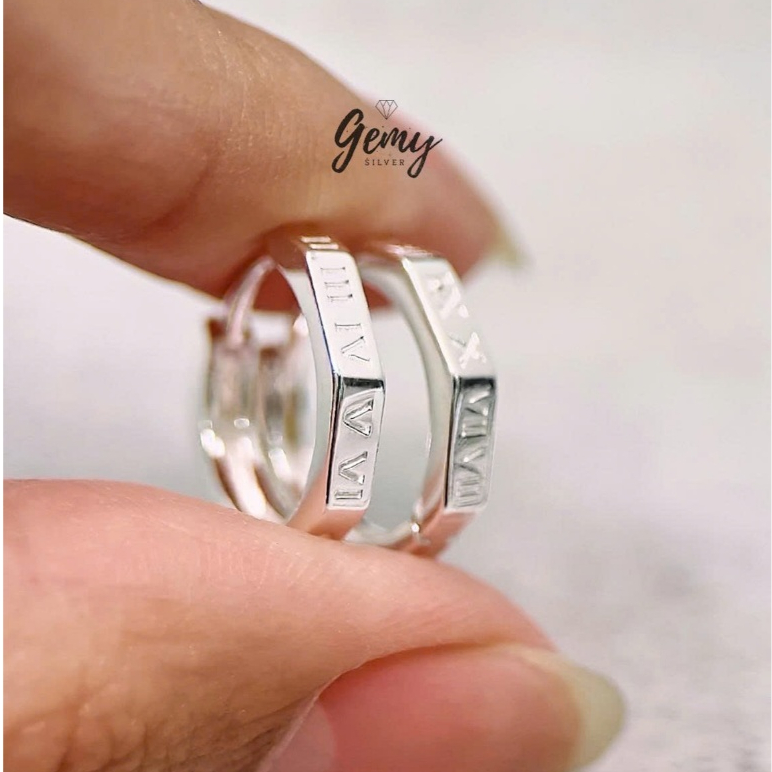 Khuyên tai nam bạc tròn khắc số la mã unisex Timeless (1 chiếc)| GEMY SILVER KN47