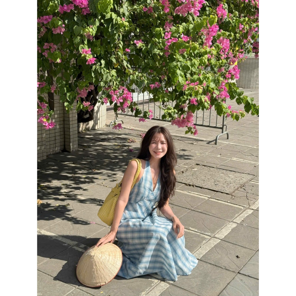 (HÀNG QC) Irene Dress (TSW) Váy thô kẻ xanh cổ yếm lưng chun Nữ the.sweaterweather