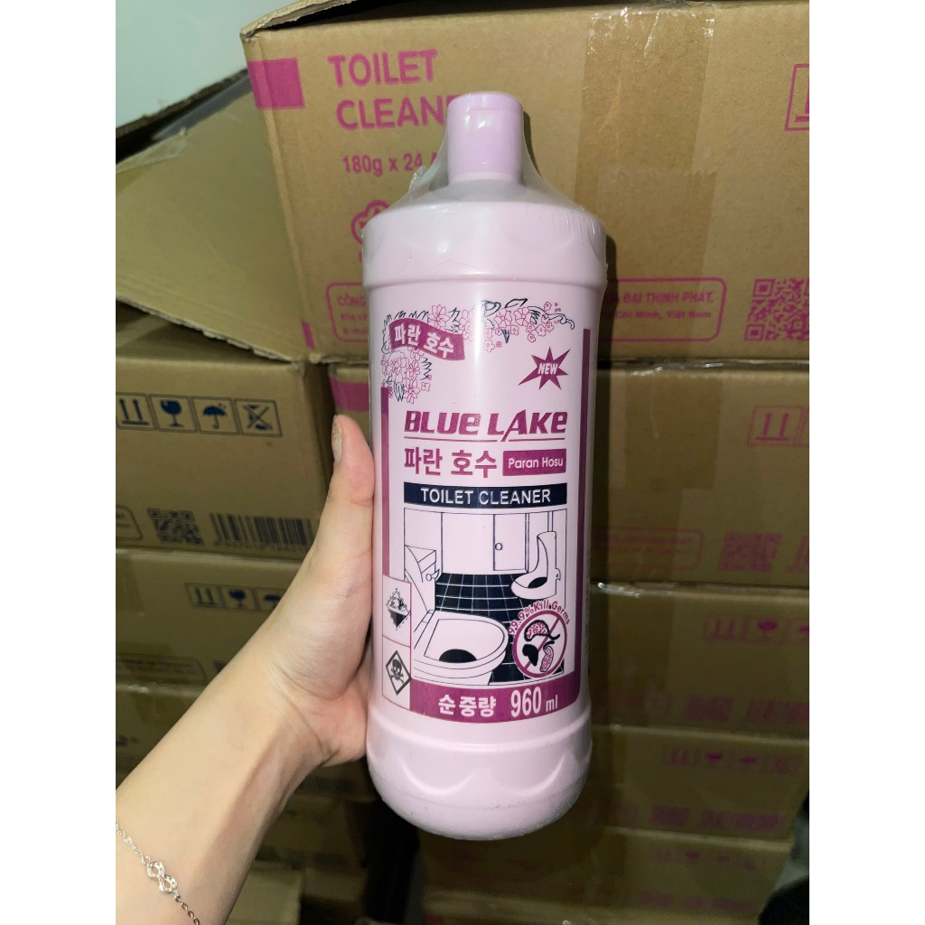 Combo 2 - 5 - Thùng 12 Chai Nước Tẩy Bồn Cầu Blue Lake 960ml - Khử Vết Ố Vàng Trong 1 Lần Sử Dụng