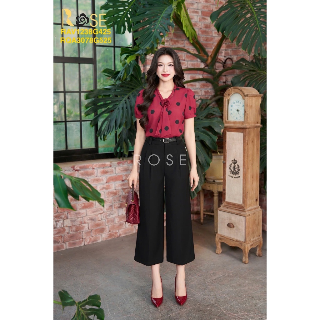 (Chính hãng) Áo sơ mi nữ ROSE BLACK thiết kế cổ chữ V thanh lịch, siêu mát, trẻ trung, nhẹ nhàng đầy tinh tế 1238