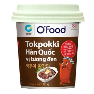 Bánh Gạo Tokpokki O'Food Vị Tương Đen Ly 105G