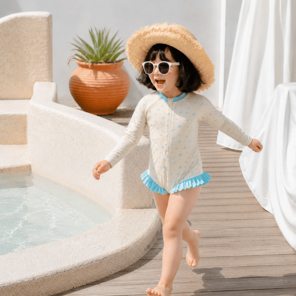 Đồ bơi bé gái liền thân tay dài chống nắng họa tiết hoa nhí, đồ bơi trẻ em phối bèo dễ thương cho bé đi biển đi bơi S18