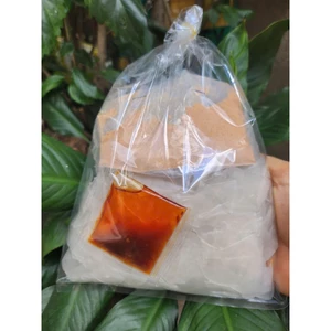 Bánh tráng rìa phơi sương mềm dẻo, phơi hoàn toàn tự nhiên, kèm muối sặc & Sate.