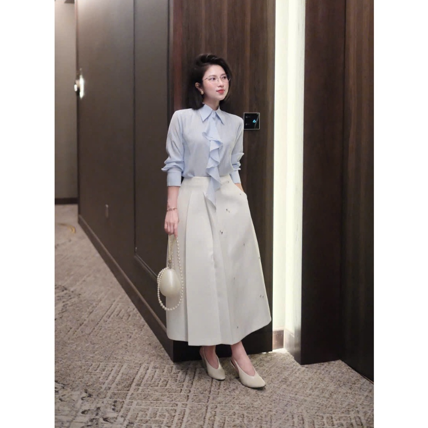 [ BOHEE ] - Áo sơ mi tơ dài tay vạt xoắn rủ - A694