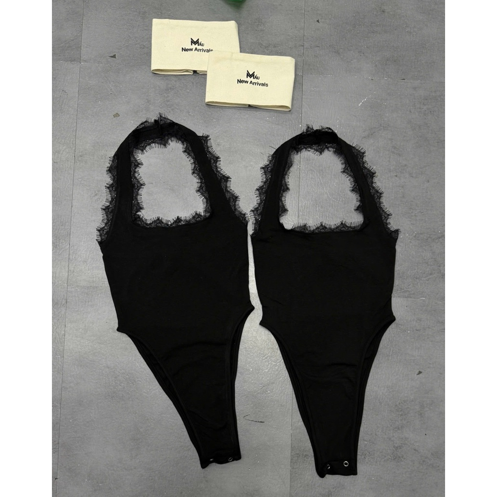 Áo body suit cổ U ngắn bánh bèo xinh iu