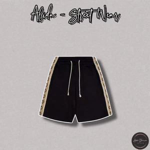 ⚡️[Hight Quality] Quần Shorts Nam Nữ H Black - Điểm Nhấn Chữ Thêu Vàng Bên Sườn Cao Cấp