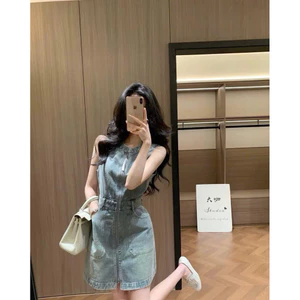 Váy jeans Lvt khóa túi đính đá #sieucappp