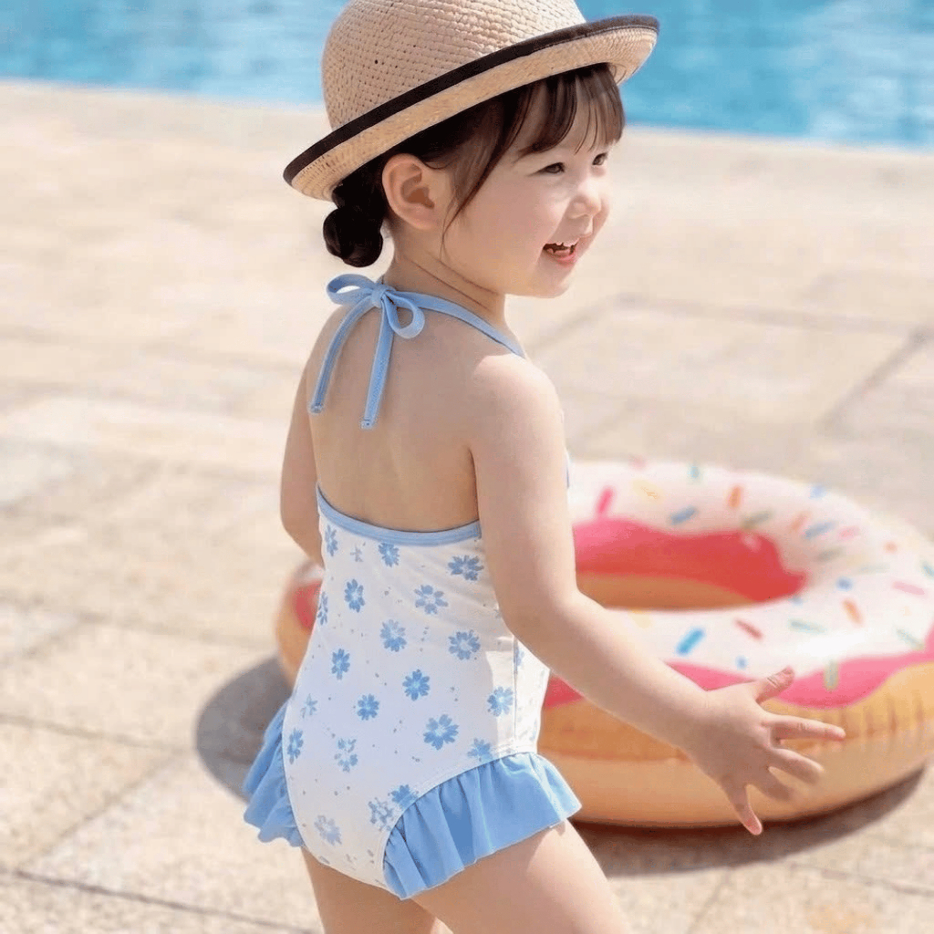 Đồ bơi bé gái liền thân cổ yếm đính dễ thương, đồ bơi trẻ em phối bèo cho bé đi biển đi bơi S16