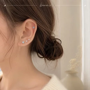 Khuyên Tai Đính Đá Zircon – Bonnie Jewelry