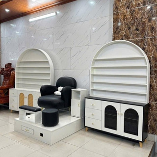 Kệ tủ trưng bày sản phẩm nhiều tầng