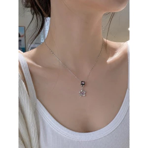 Dây Chuyền Charm Hoa 5 Cánh Đính Đá Zircon – Bonnie Jewelry