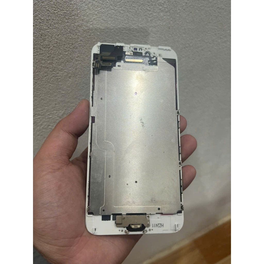 Màn hình zin cho iphone 8g 8pl về cho ae dựng máy giá cực tốt nếu mua sll.