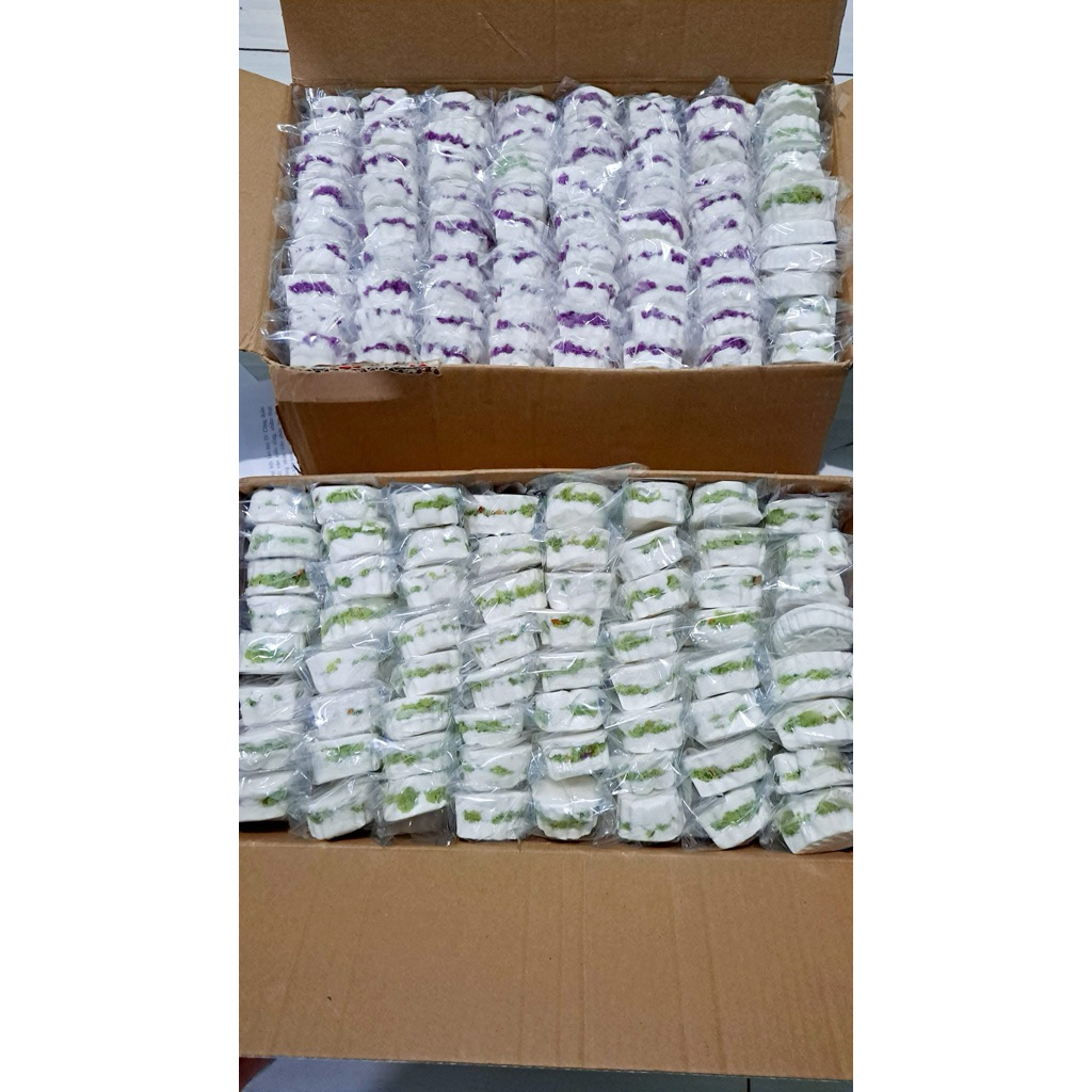 Bánh In nhân dừa non mix vị lá dứa lá cẩm