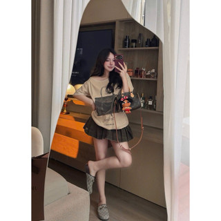 •𝙆𝙞𝙣𝙜𝙨𝙝𝙤𝙥𝙗𝙚𝙖𝙪𝙩𝙮•Áo Thun Lệch Vai In Hình Túi QC
